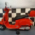 Elektrische accu kinder scooter Vespa