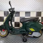 Kinder Vespa scooter