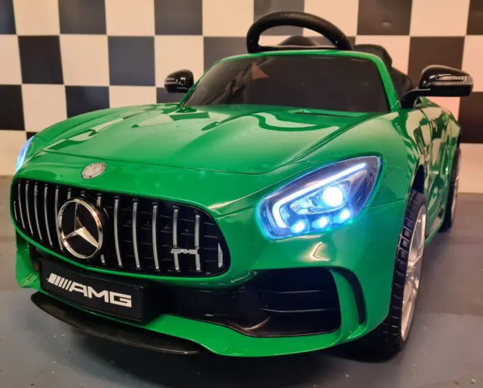 Kinderauto Mercedes GTR metallic groen