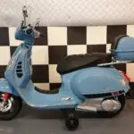 Vespa elektrische accu scooter voor kinderen