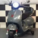 kinder accu scooter Vespa