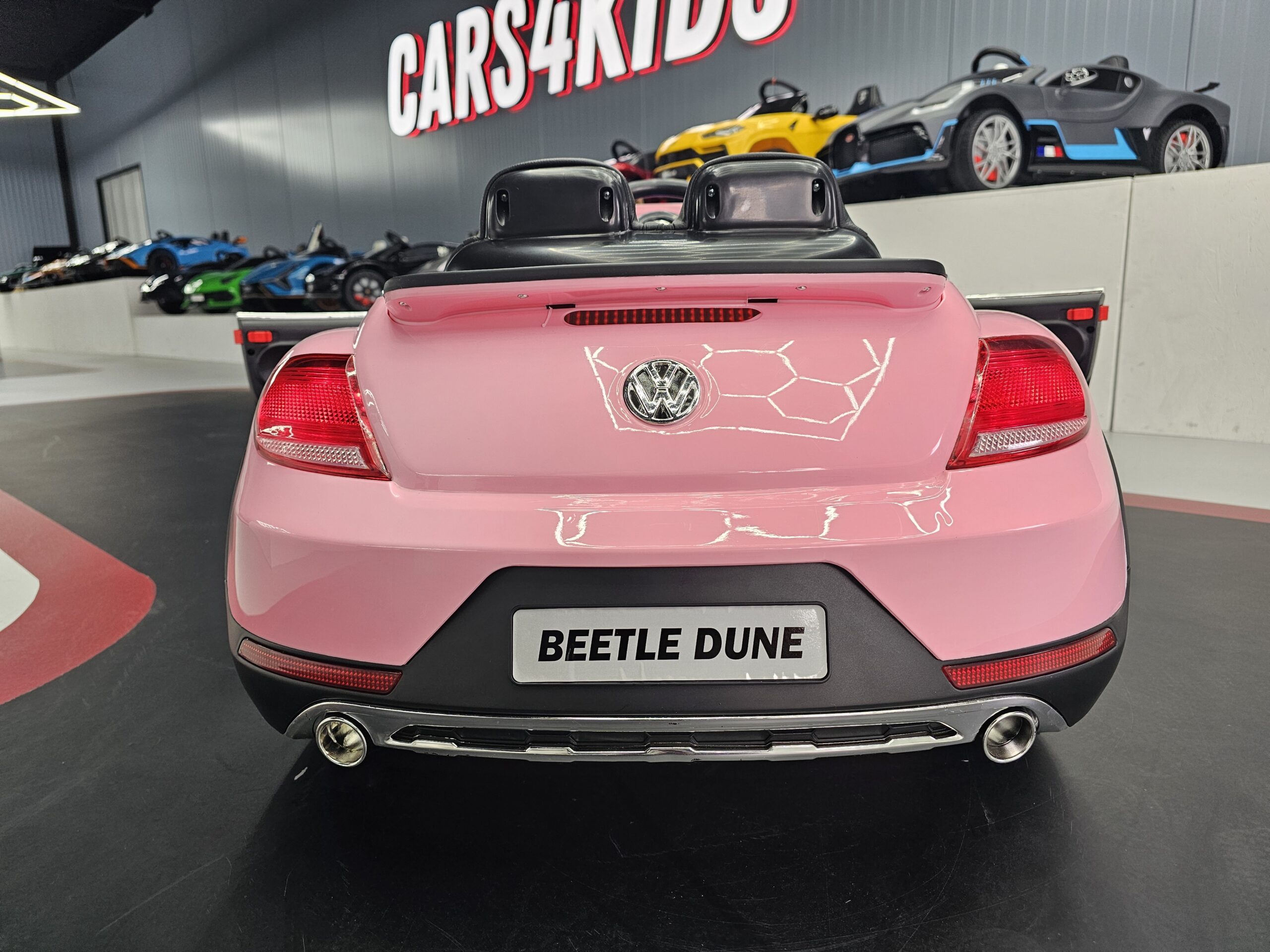 AIYAPLAY Electric Car for Children 3 Volkswagen Beetle Children's Electric Car with Battery 12V Remote Control Headlights Horn and Music Pink